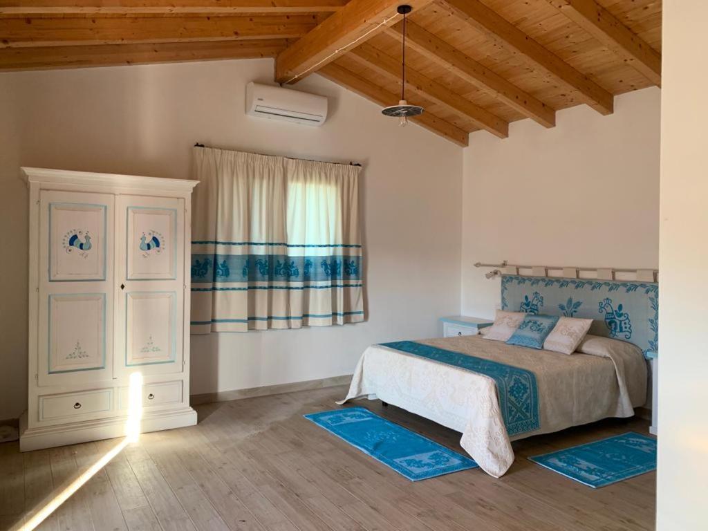 Tenute Venafiorita Loiri Porto San Paolo Exteriér fotografie